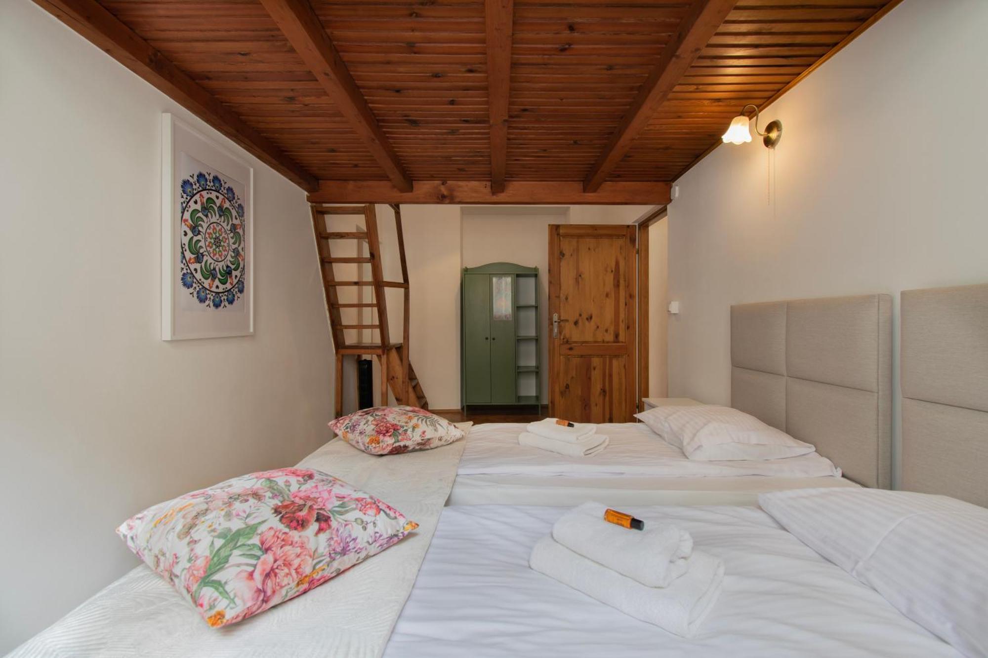 Ground Floor Family Apartment Краків Екстер'єр фото