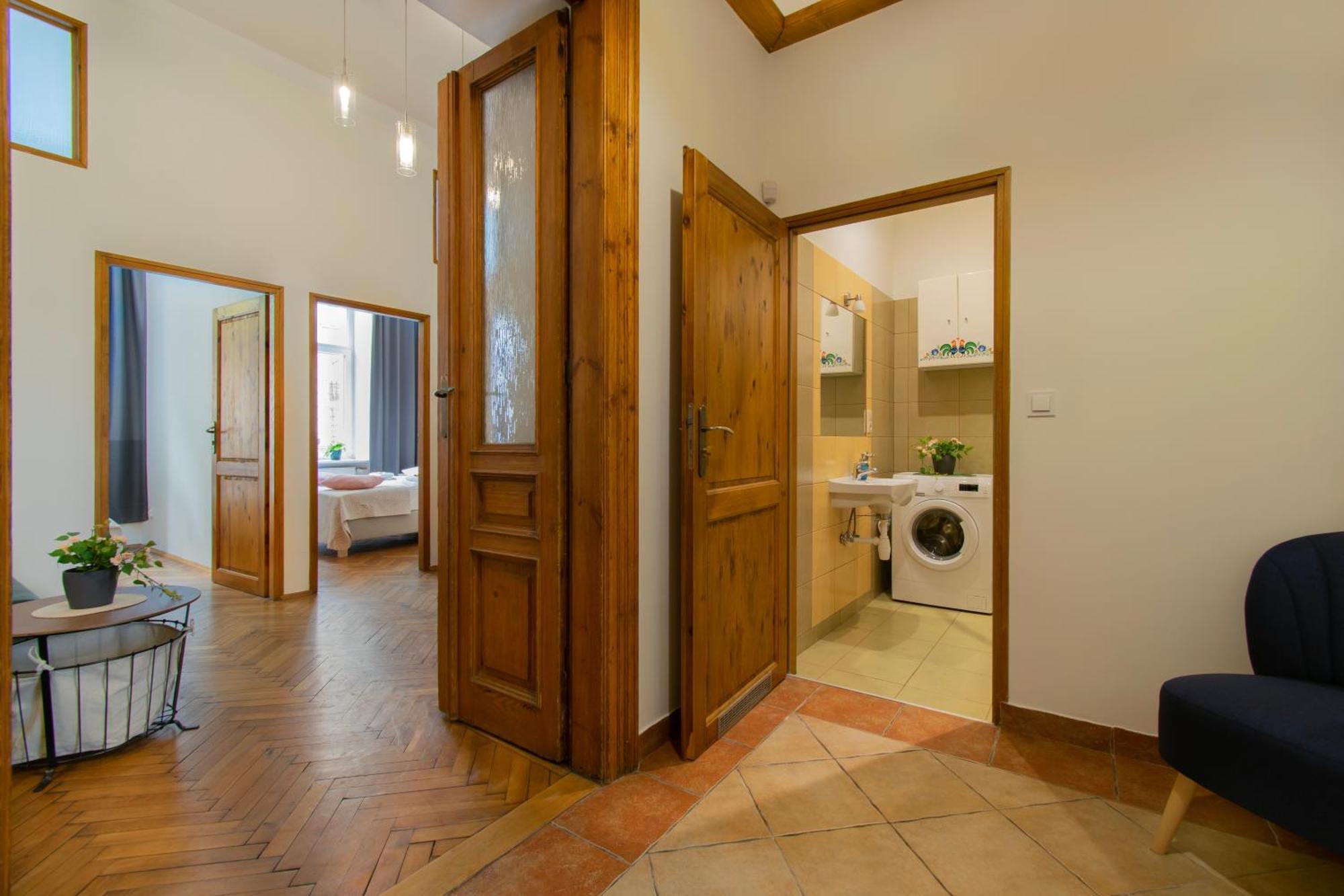 Ground Floor Family Apartment Краків Екстер'єр фото