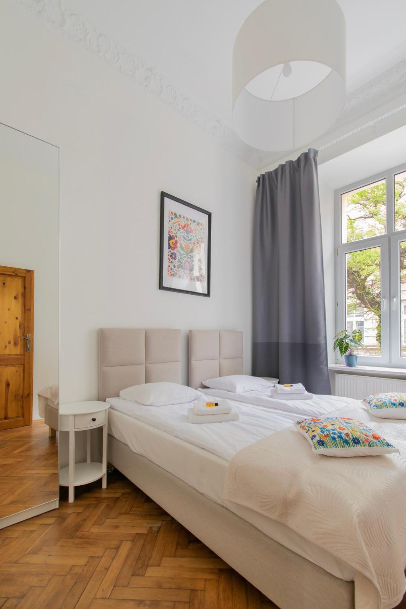 Ground Floor Family Apartment Краків Екстер'єр фото